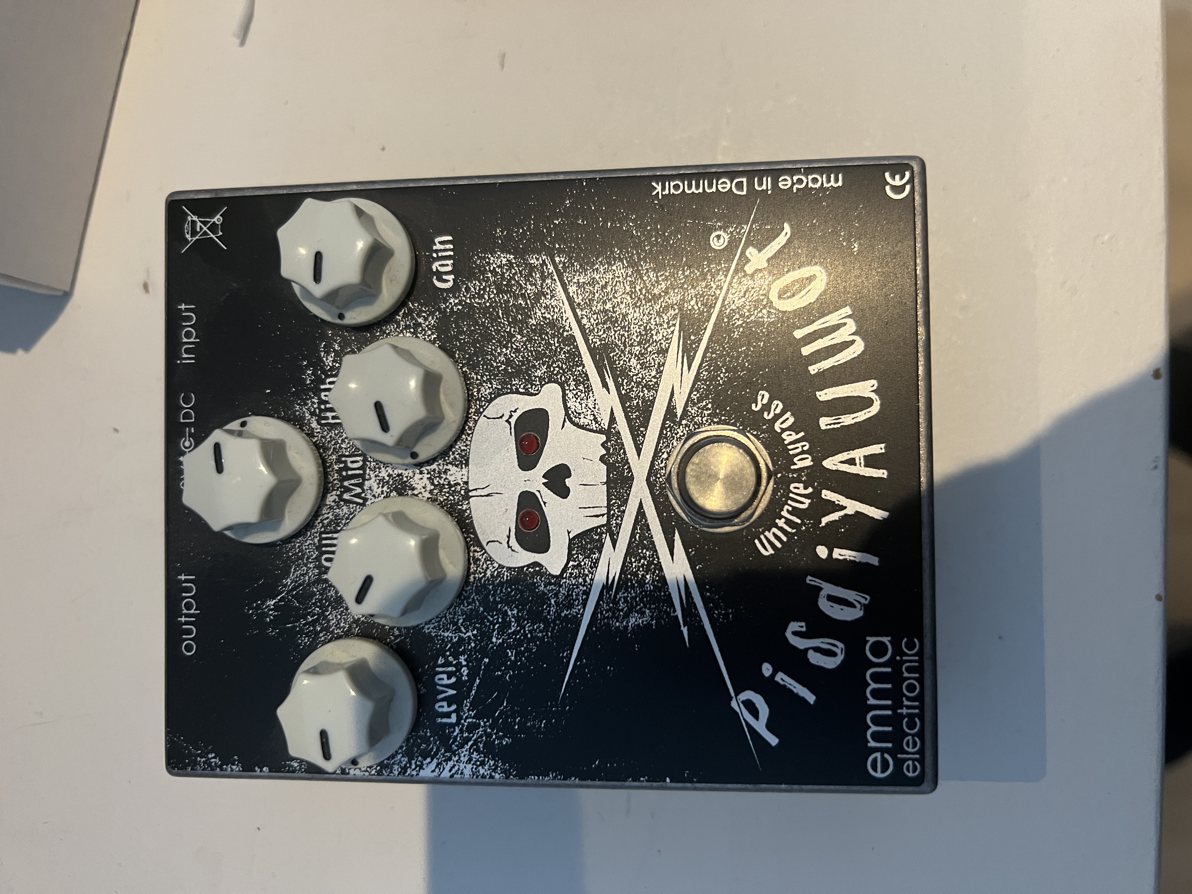 EMMA Electronic Pisdiyauwot Distortion