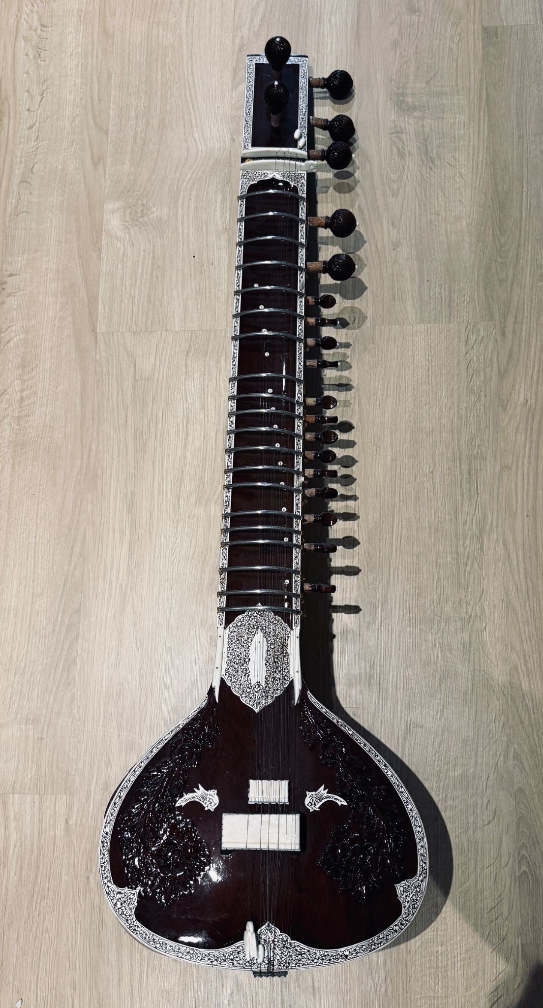 Indian Sitar – Left-Handed – Excellent, Like-New Condition